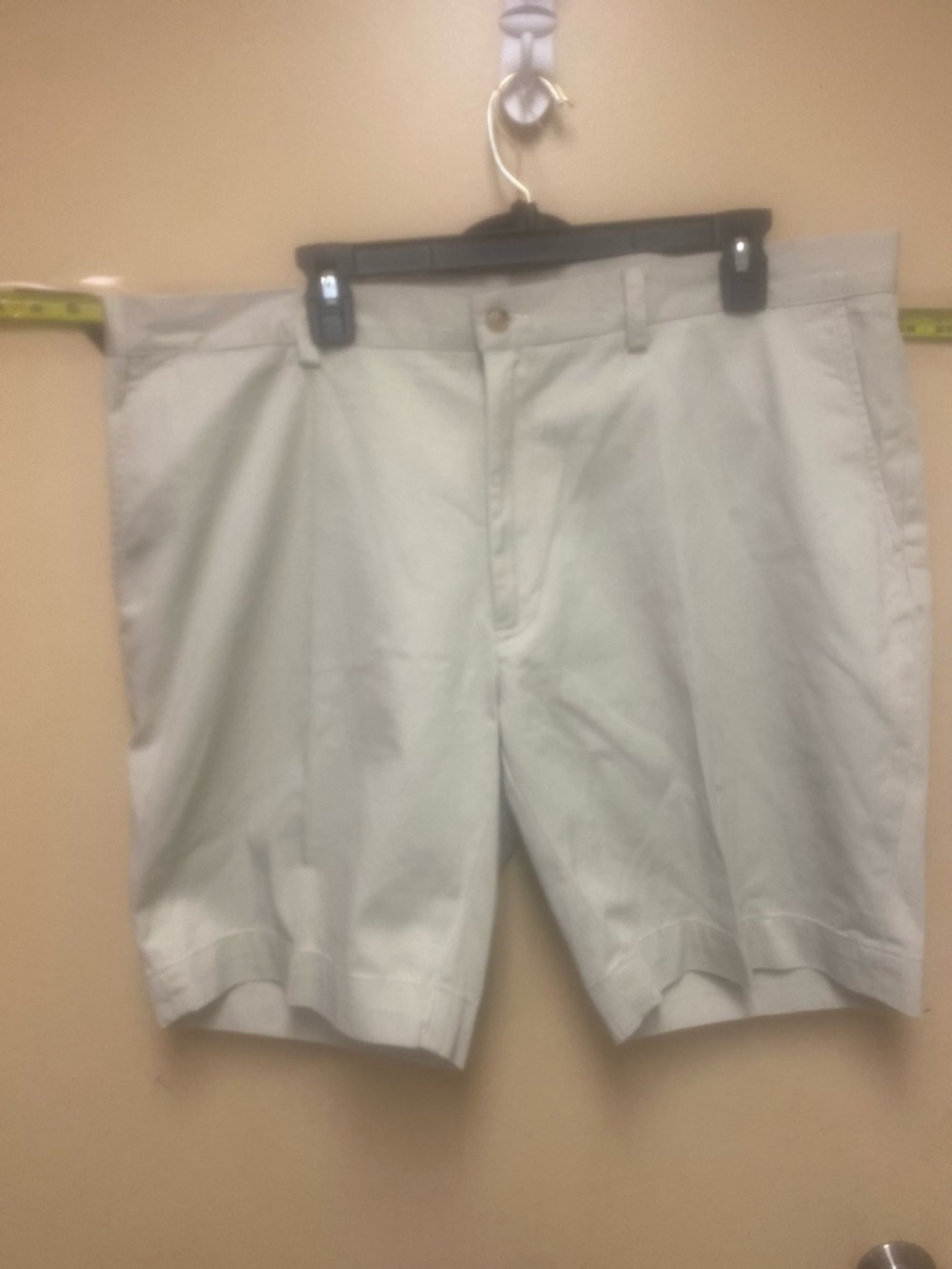 Polo Ralph Lauren Men's Light Khaki Flat-Front Chino Shorts sz 40